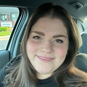 Meet your Posher, Tova